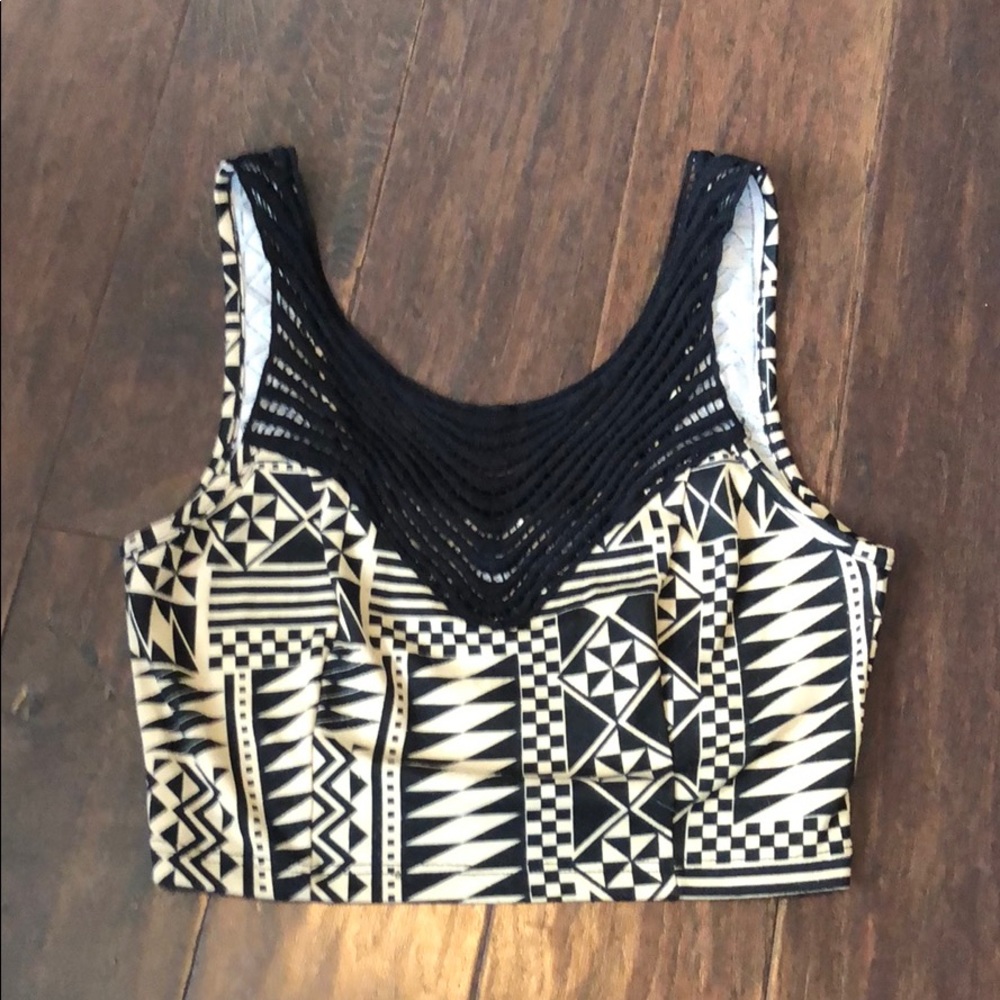 Crop top
